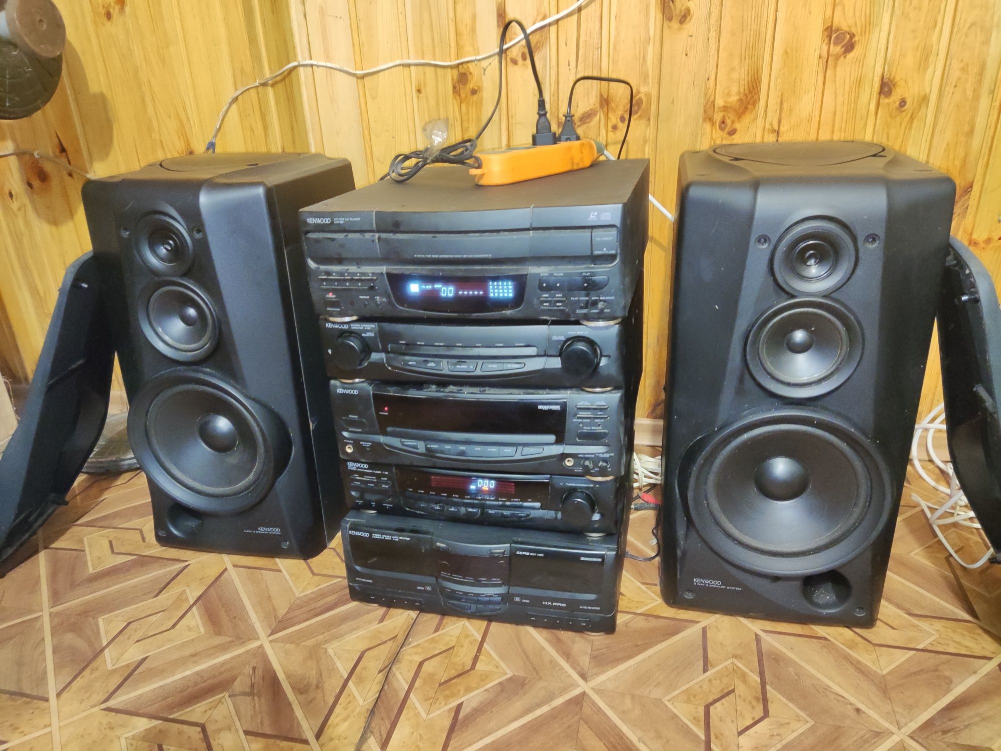 Музыкальный центр /система Kenwood А68/s68