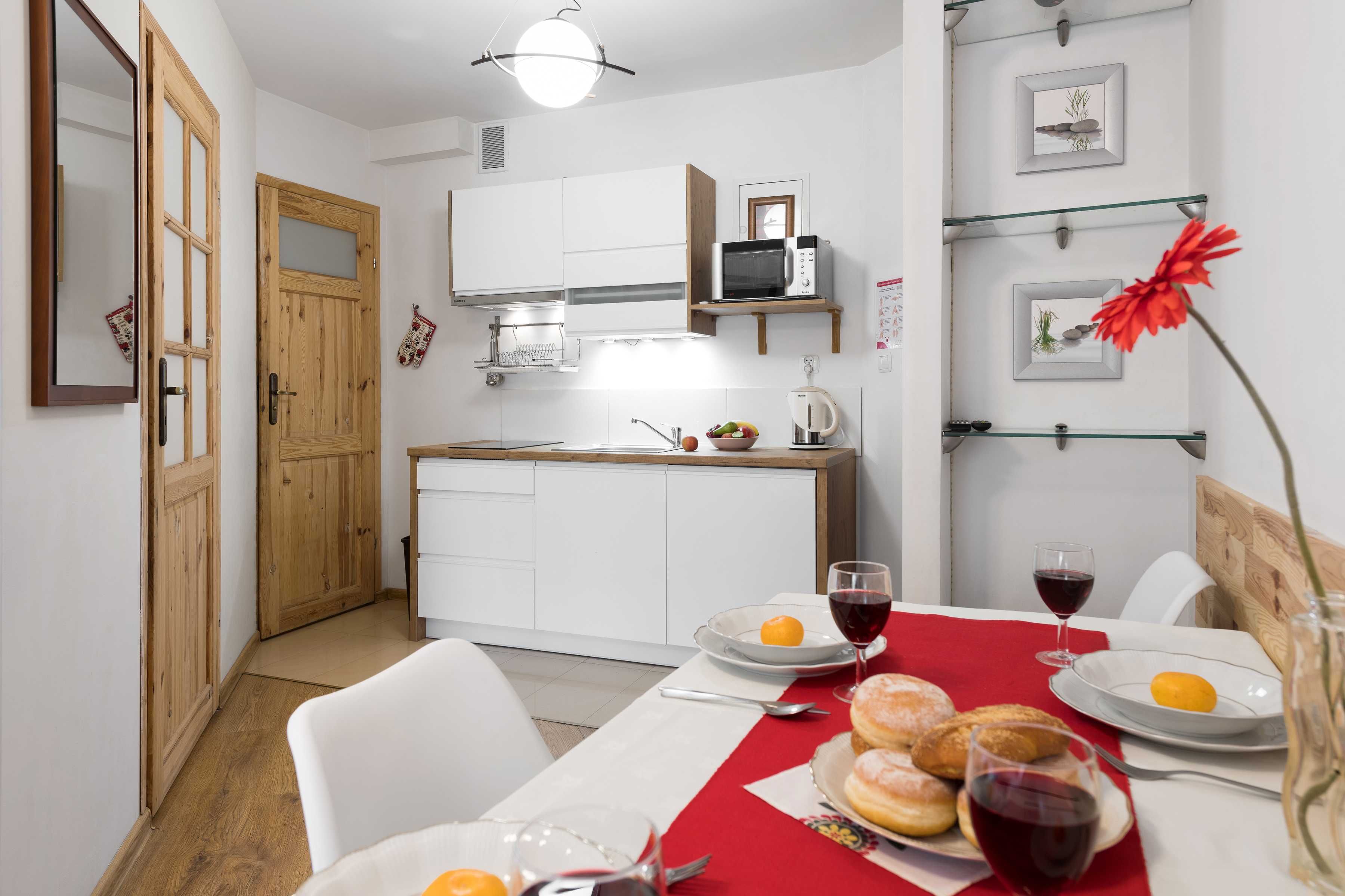 WOLNY-DOMEK   2-7 os Apartament LUX- blisko, PKP, PKS, widok na TATRY