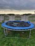 Trampolina dla dzieci