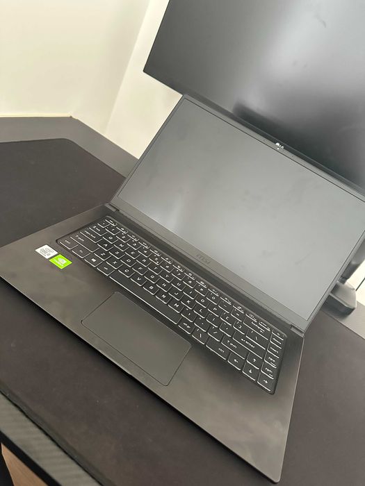Laptop | MSI Modern 15 | i5 | 512GB SSD | GeForce MX350 | Win 11 |