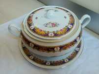 Terrina grande com prato porcelana Limoges novo