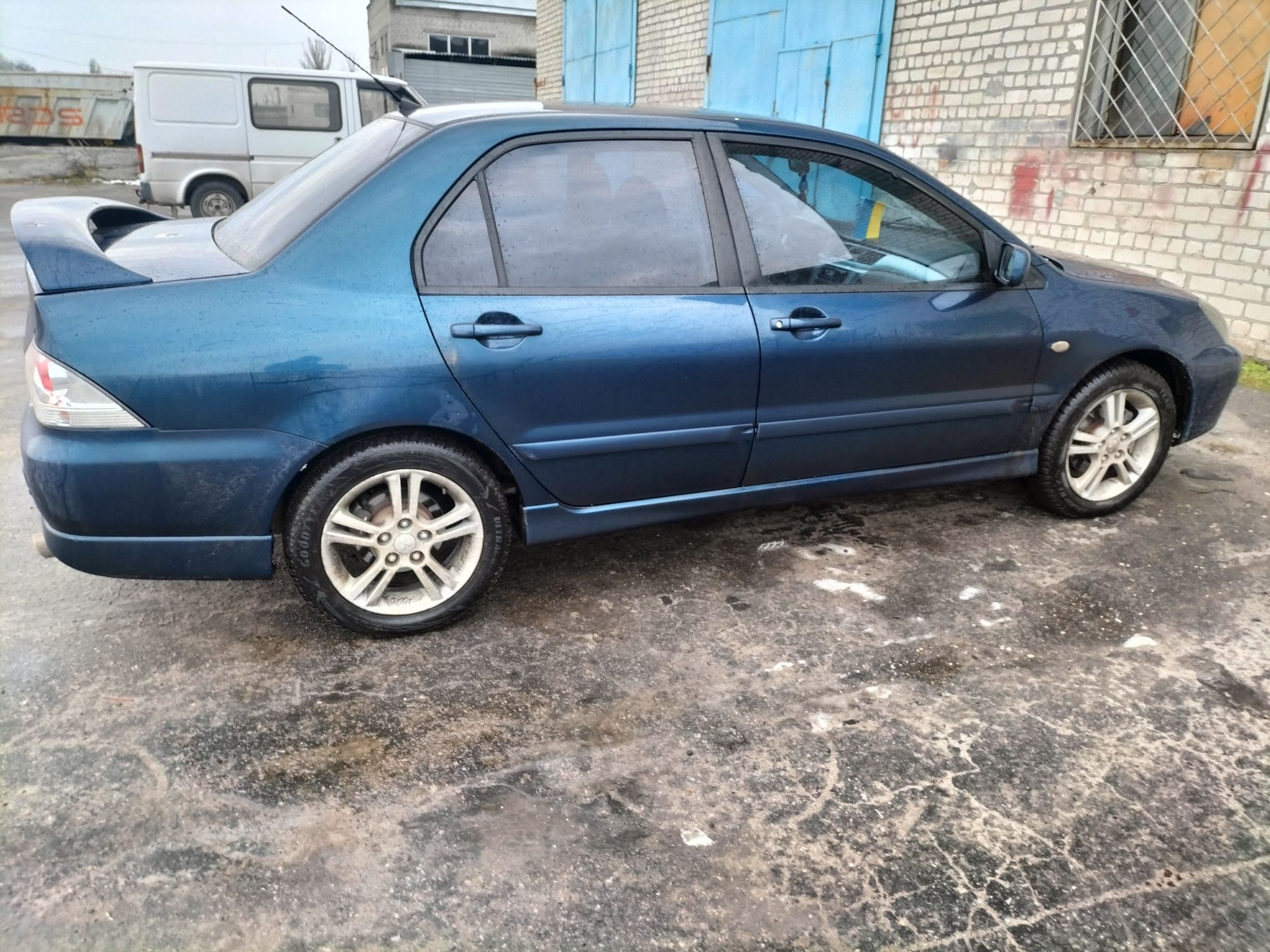 Mitsubishi Lancer 9