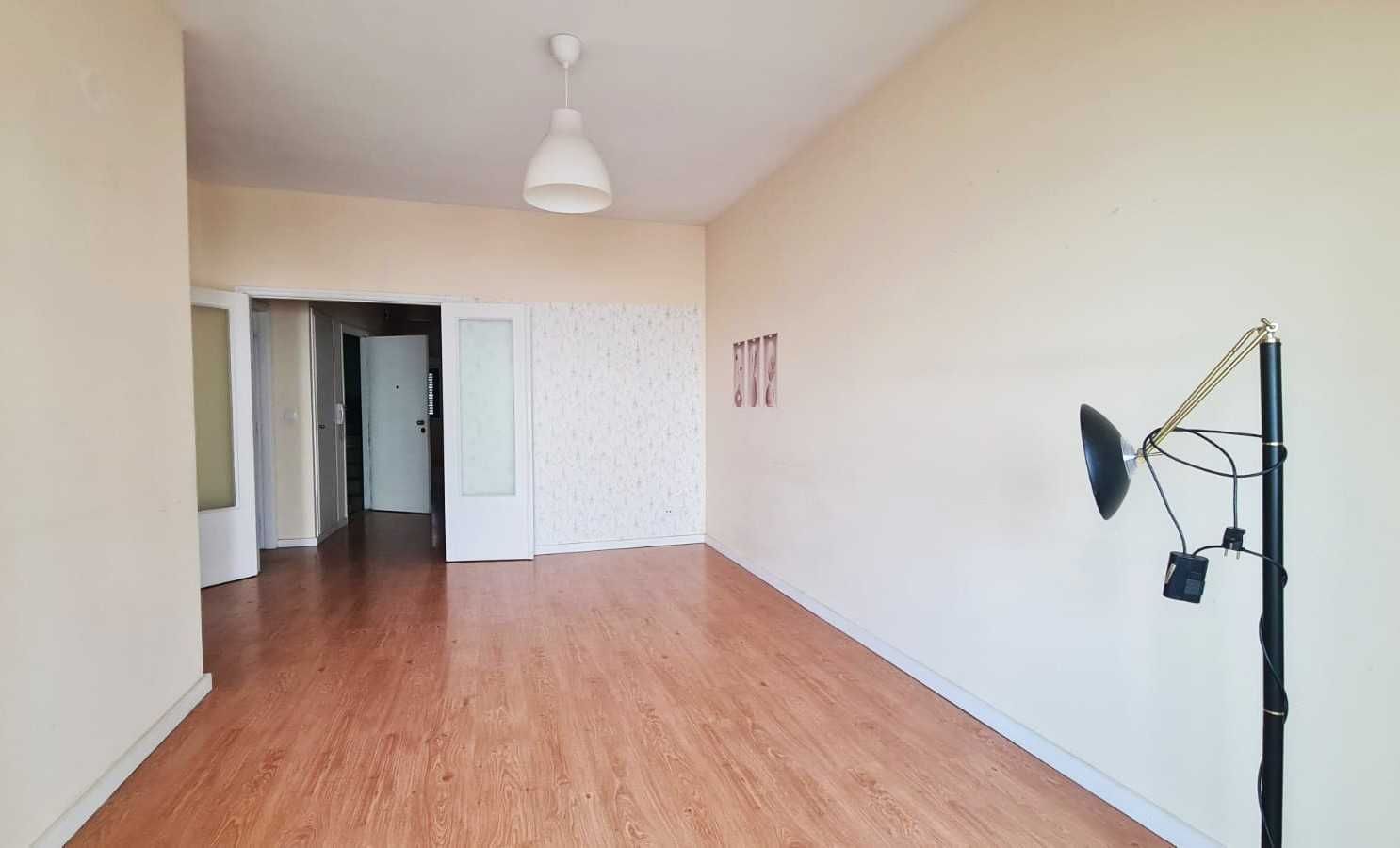 Arrendamento T2+1, com varanda, marquise, 2 quartos de banho, Paranhos