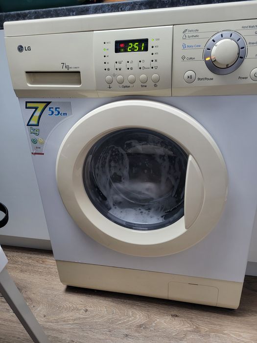 Pralka  automatyczna LG 7kg