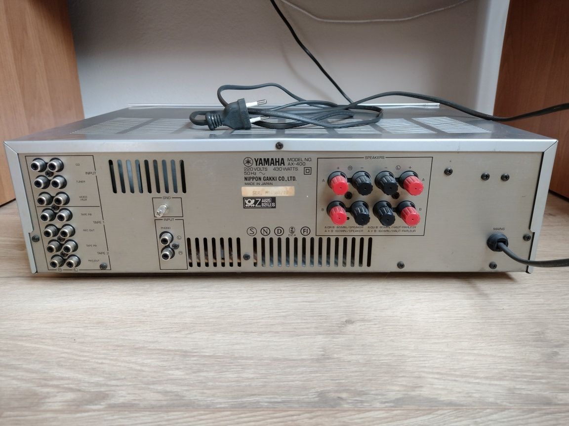 Wzmacniacz Yamaha AX-400