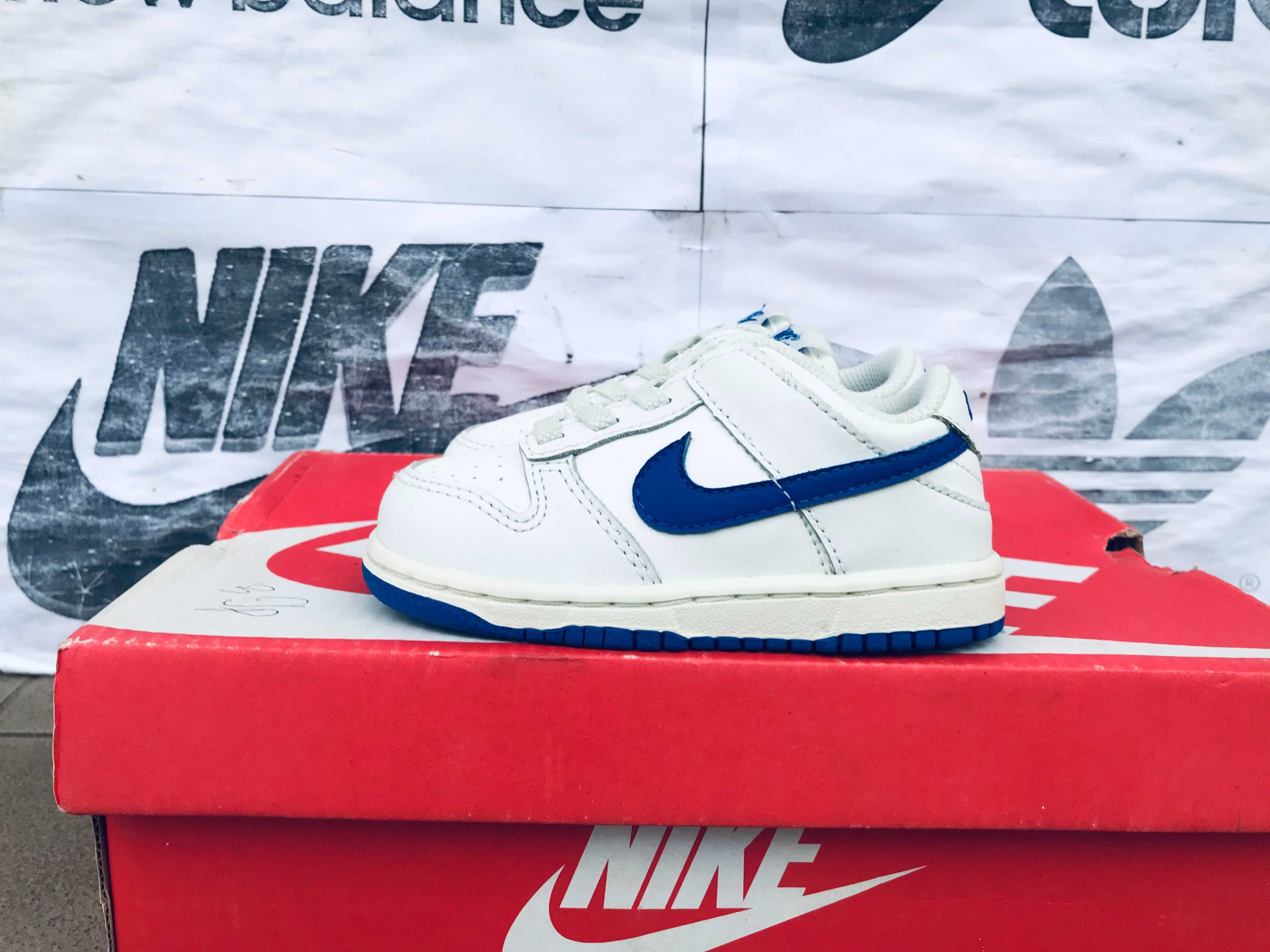 Кроссовки Nike Dunk Low Hyper Royal кожаные