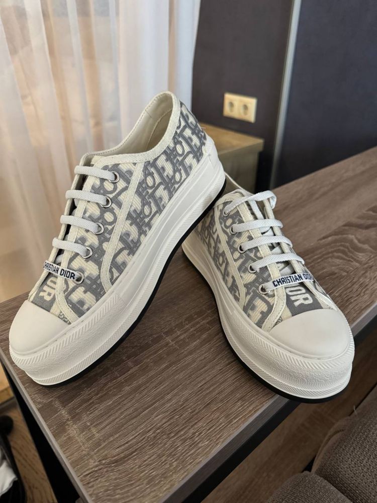 Кеди бренду DIOR