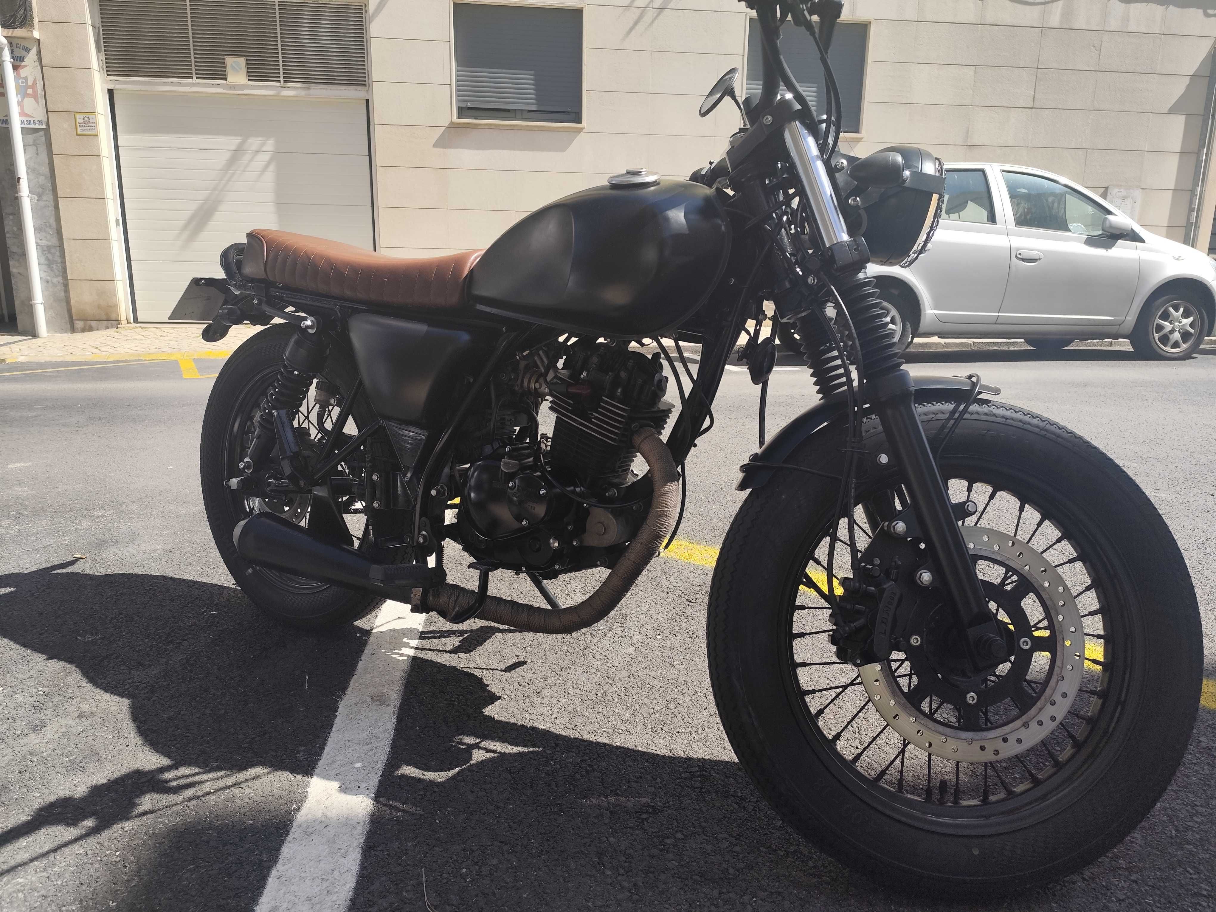 Mutt Mongrel 125