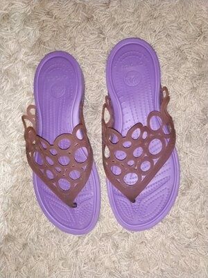 Вьетнамки, шлепанцы Crocs размер w10, наш 41