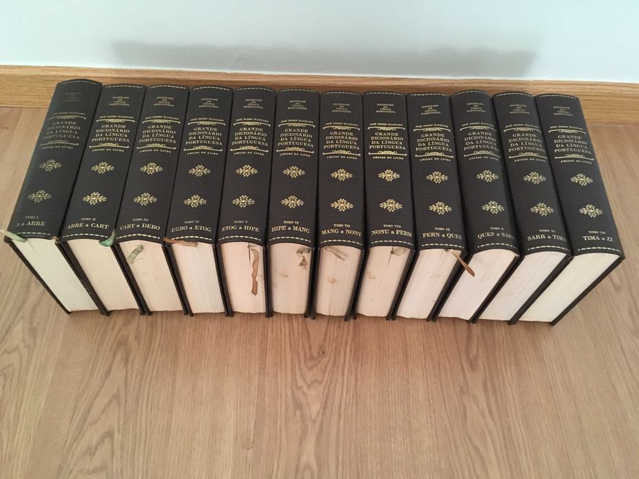 Grande Dicionário da Língua Portuguesa (12 volumes)