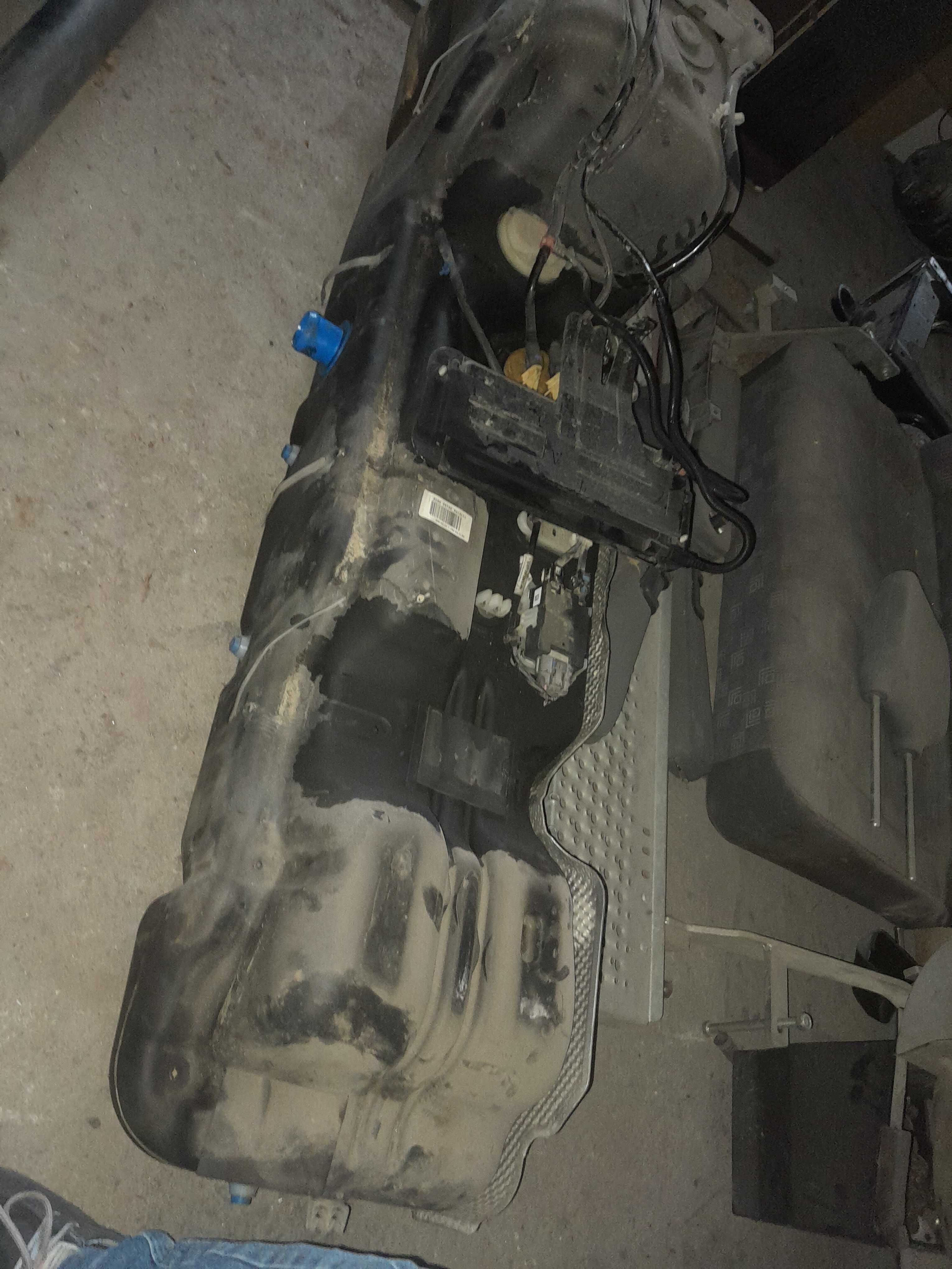 Instalação depósito  de gasóleo renault master