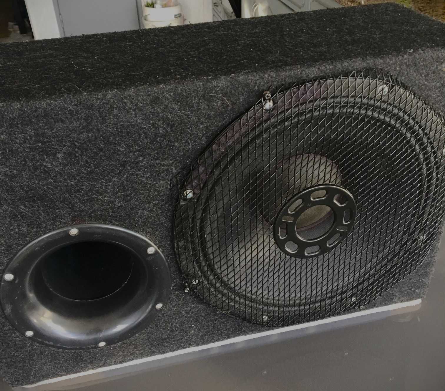 Subwoofer Bass Reflex de 12 polegadas com woofer RCF