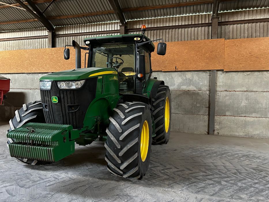 Sprzedam John Deere 7215 R