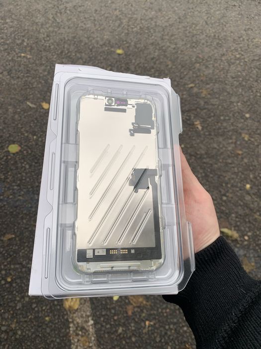 Дісплей екран iphone 16 pro max service pack original