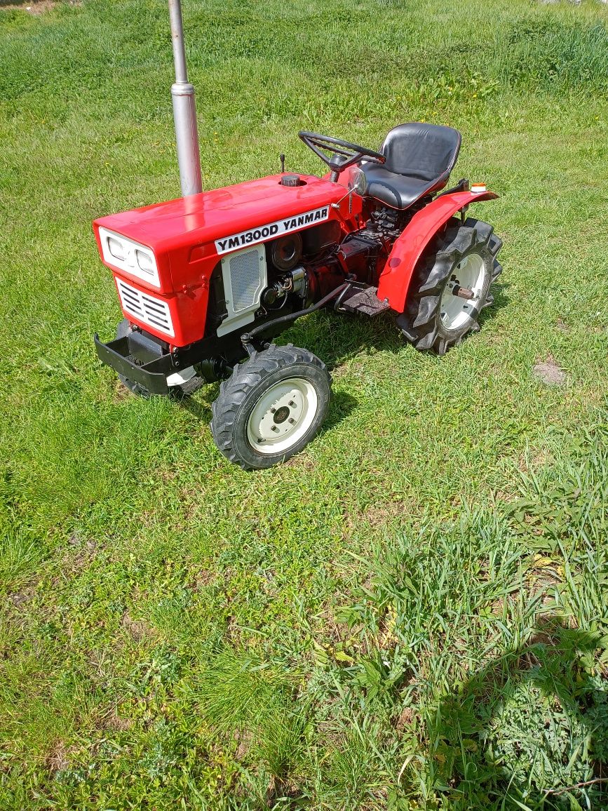 Mini traktorek yanmar 1300d 4x4