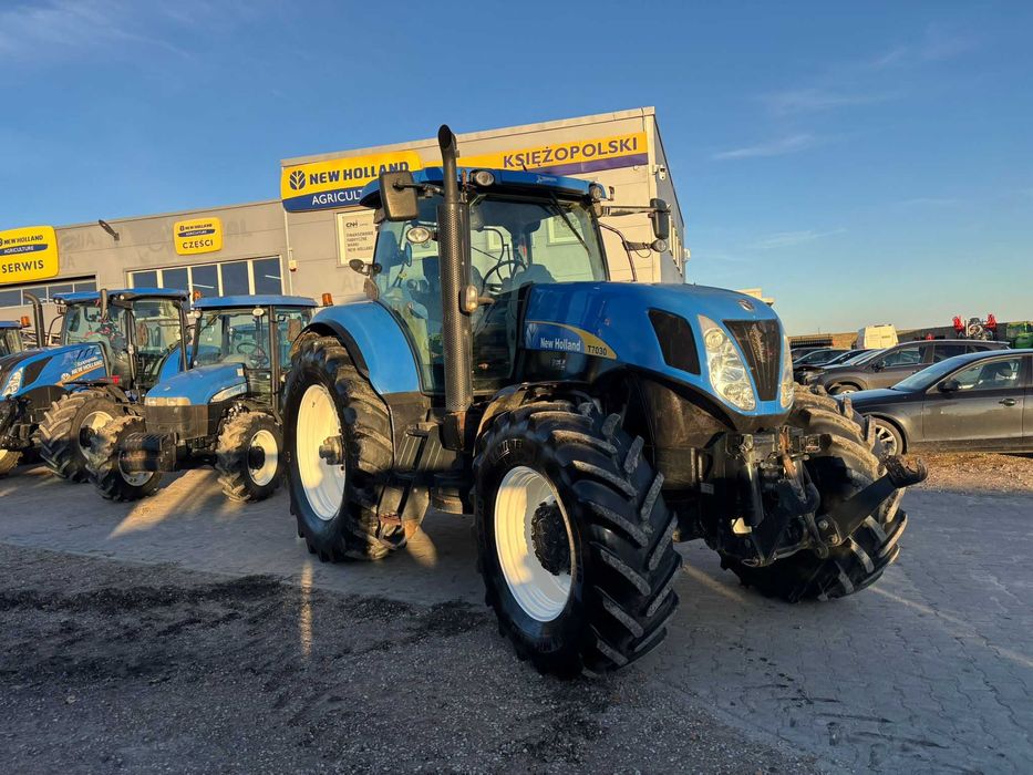 Ciągnik rolniczy New Holland T7030