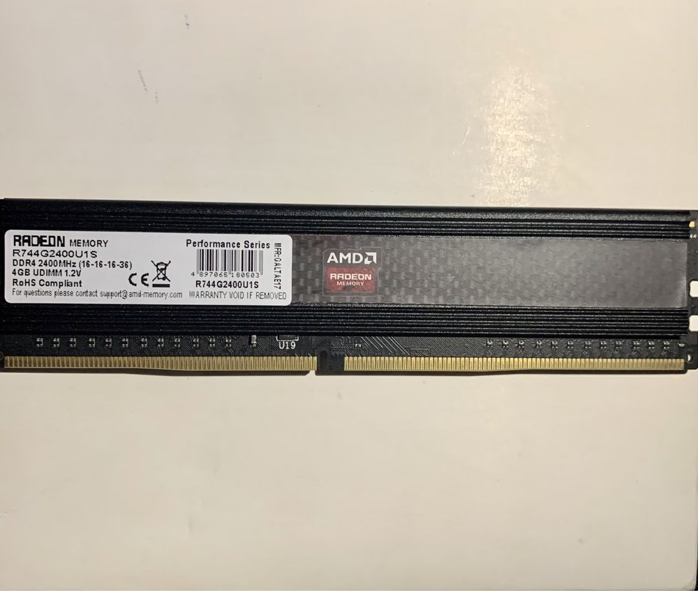 AMD 4GB DDR4 2400