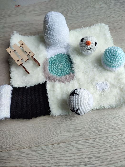 Розвиваючий килимок для діток