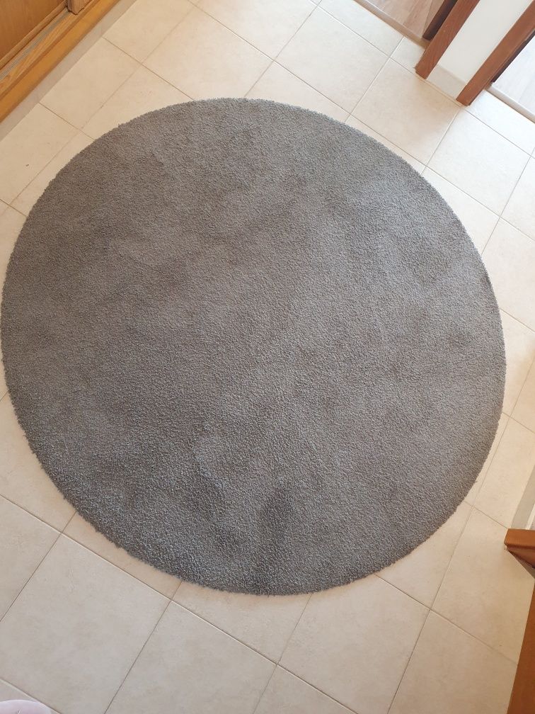 Tapete cinza oval 1.60x1.60