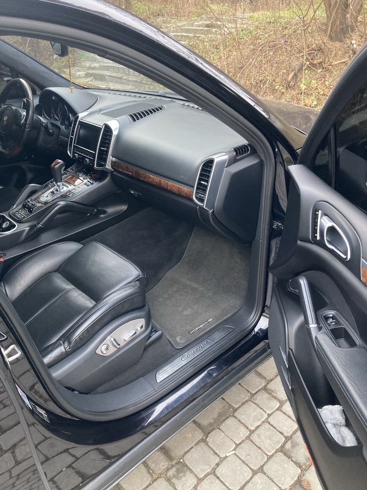 Продам своє надійне авто