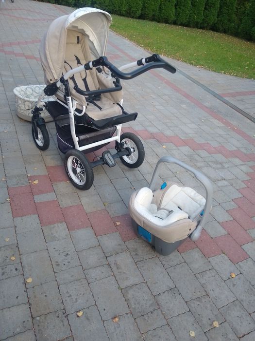 Дитяча каляска 3 в2