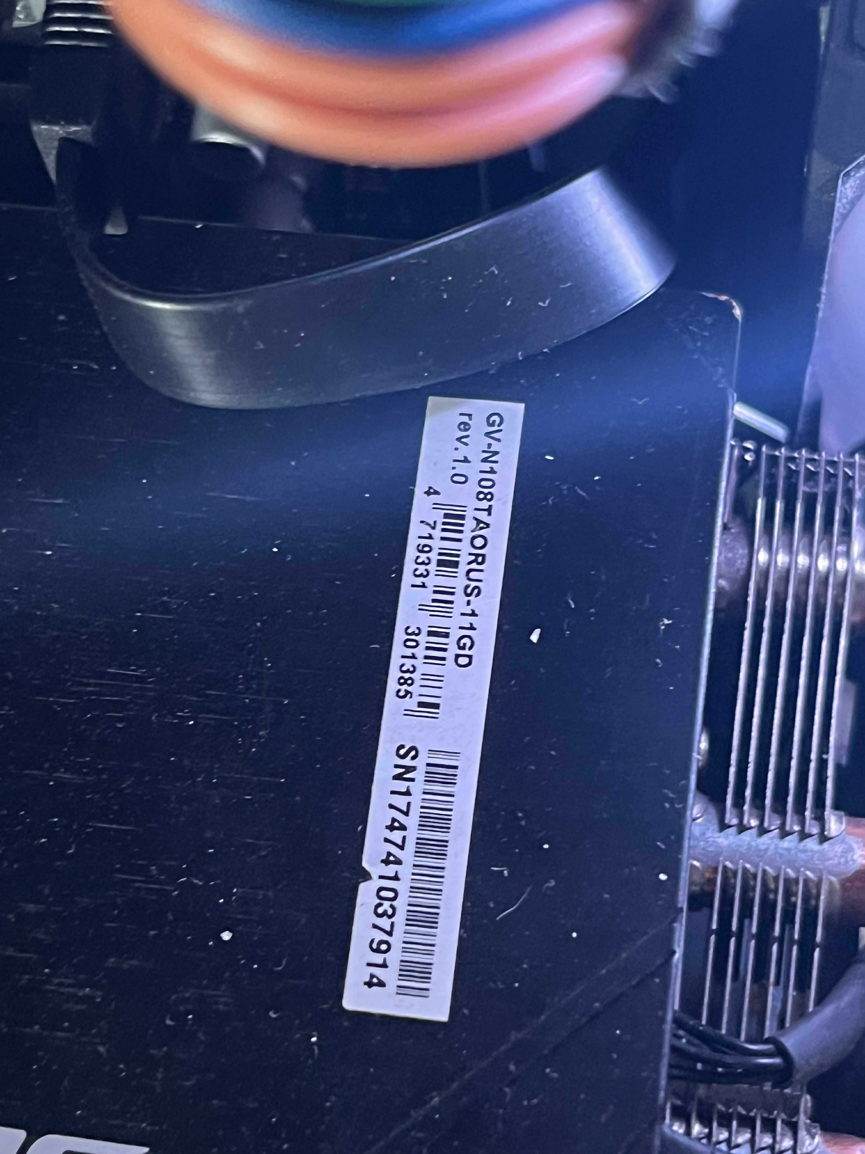 Aorus GTX 1080Ti, OPIS