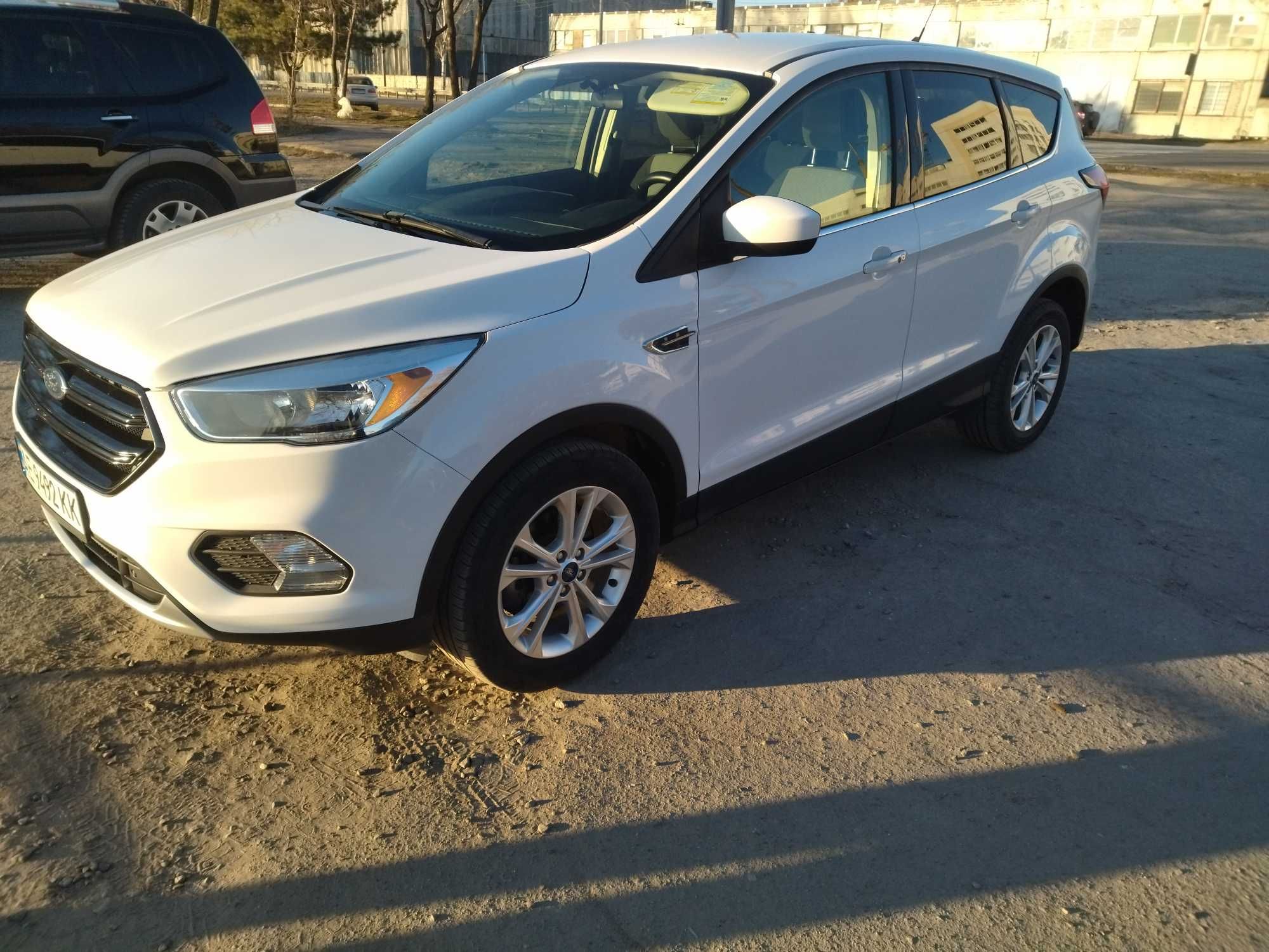 Продам Ford escape