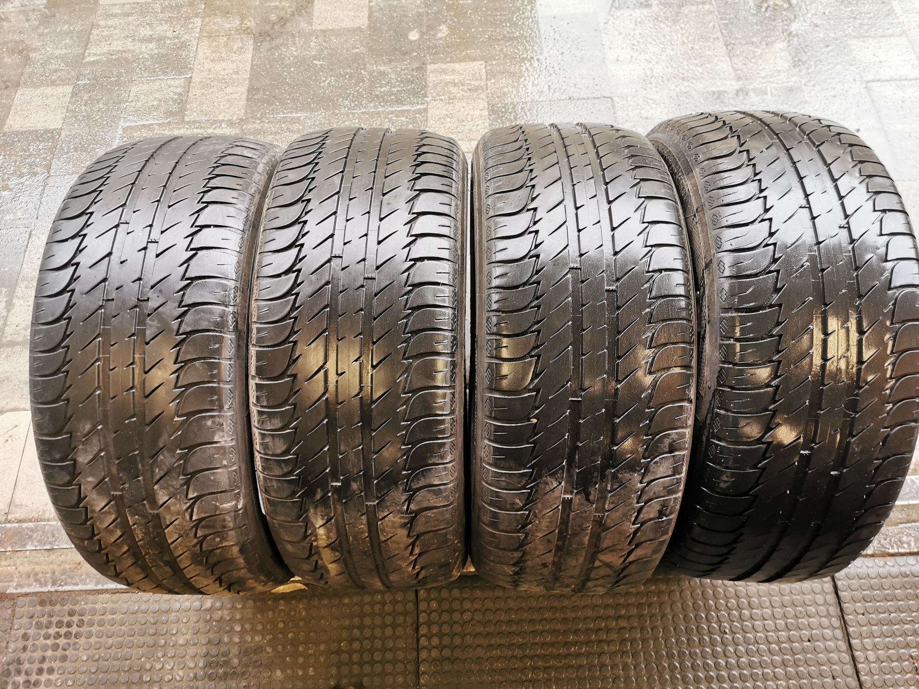 Летняя резина 235/45 R18 Kleber