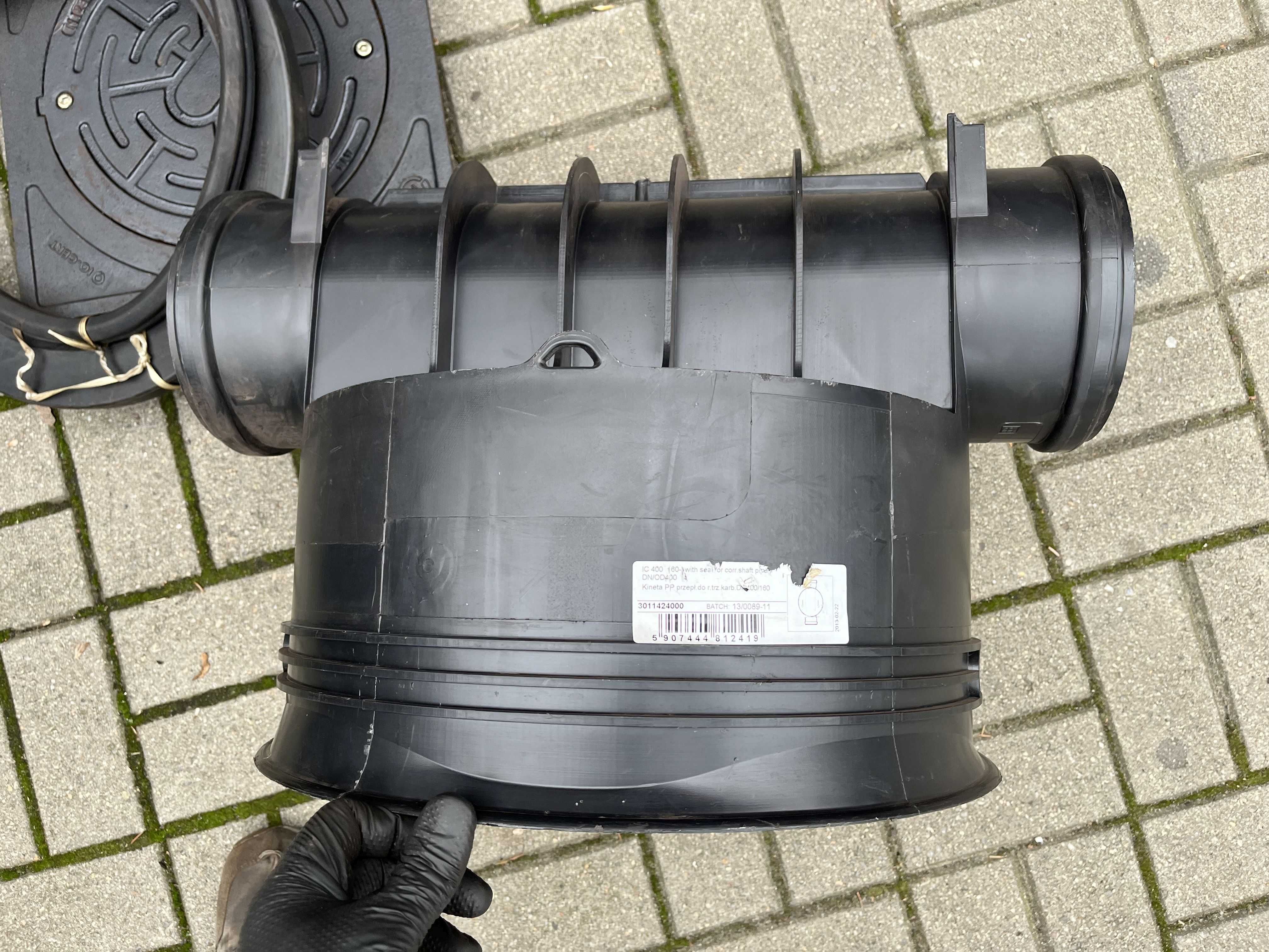 kineta PP 400x160 przelotowa Wavin właz żeliwny uszczelka manszetowa