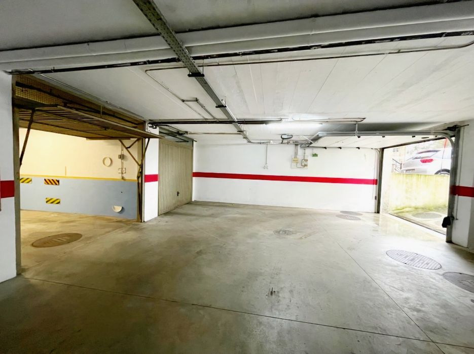 Garagem Box Tapada das Mercês