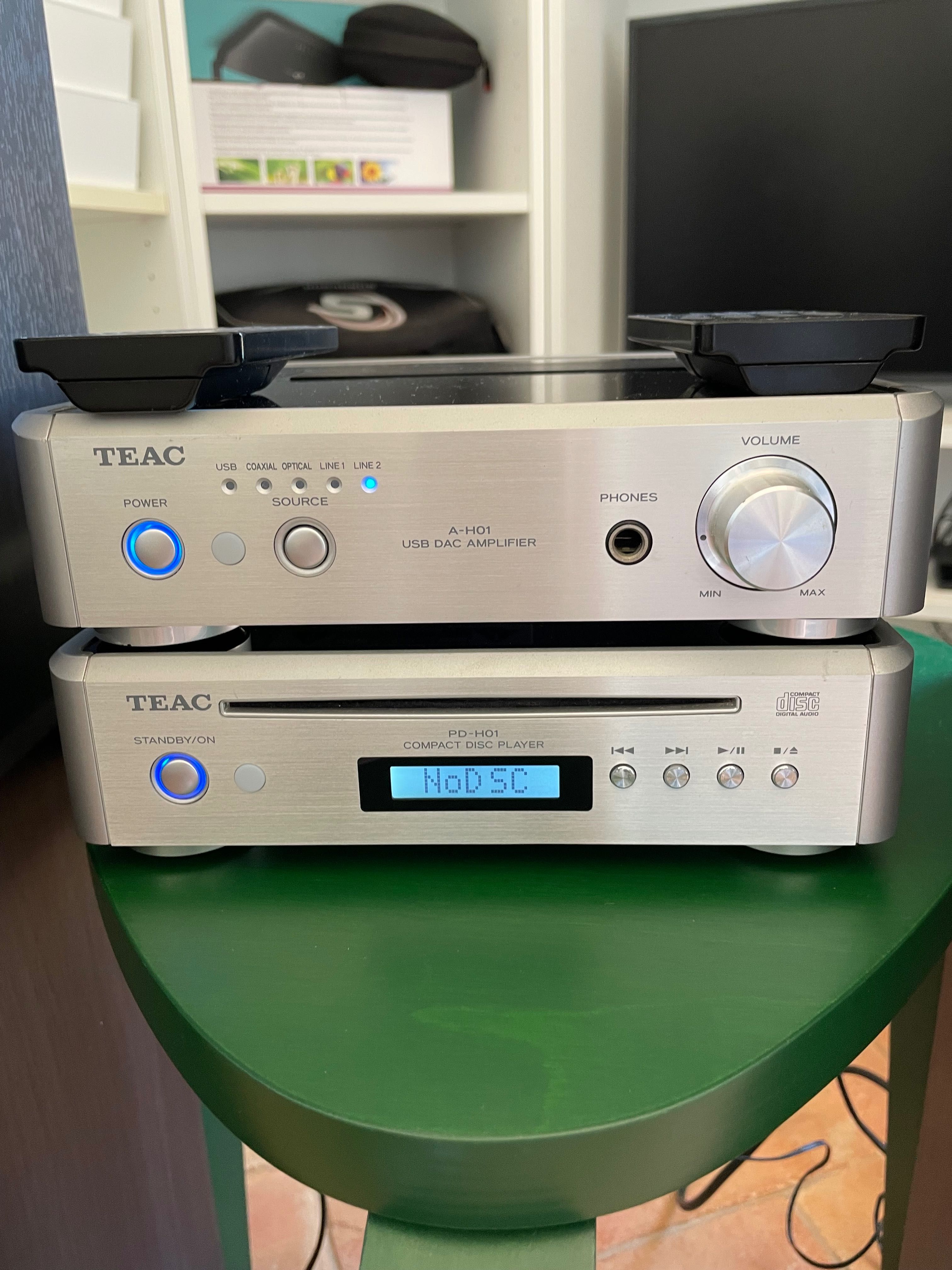 Par de Caixas Acústicas S70 Floor Stand + TEAC A-H01S + TEAC PD-H01S