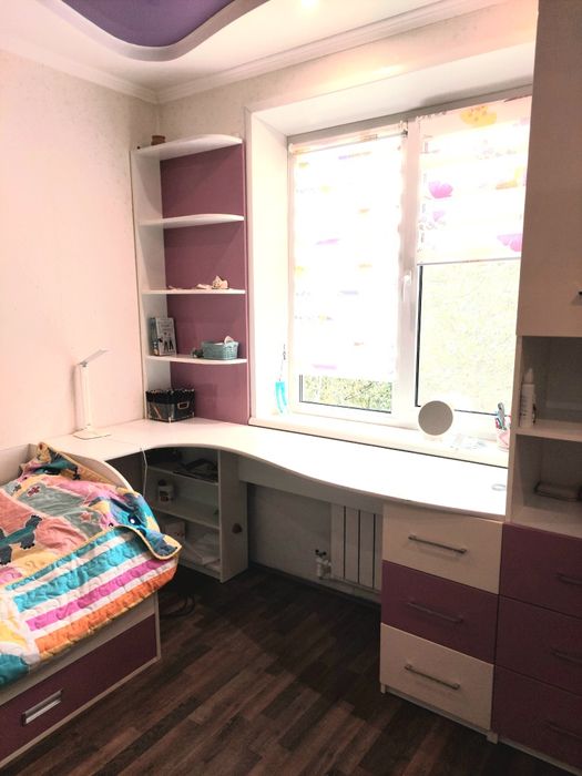 Дитячі меблі для дівчинки