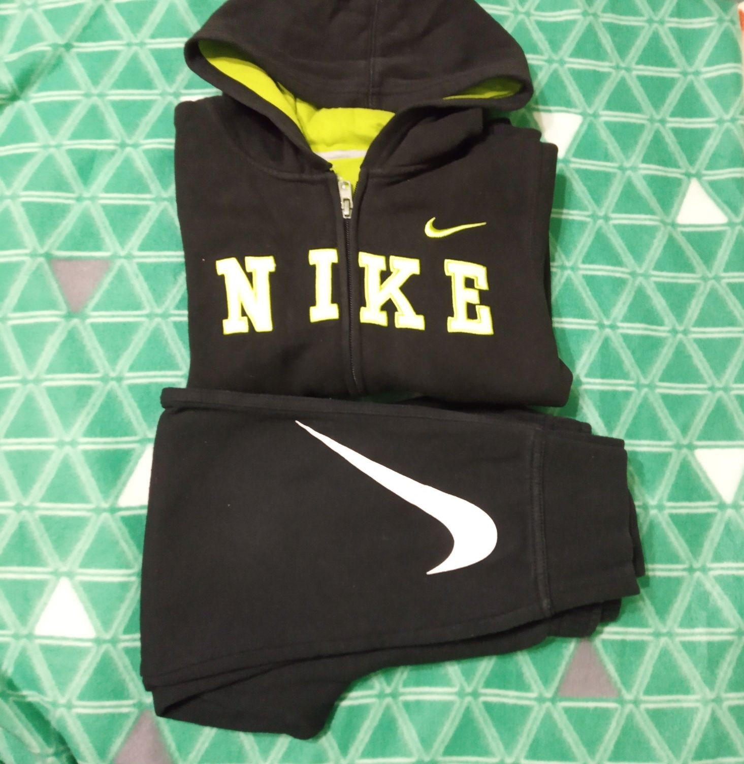 Спортивний костюм Nike, утеплені штани та кофта