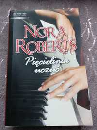 Pięciolinia uczuć - Nora Roberts.