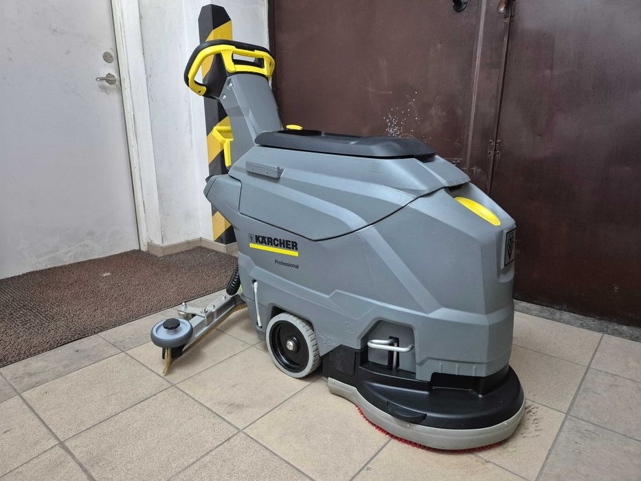 Szorowarka Karcher BD 43/25 C Bp + 2 aku 2022r 10mth jak NOWA F23%