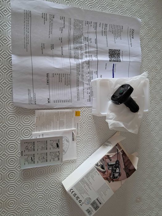 Carregador automóvel NOVO