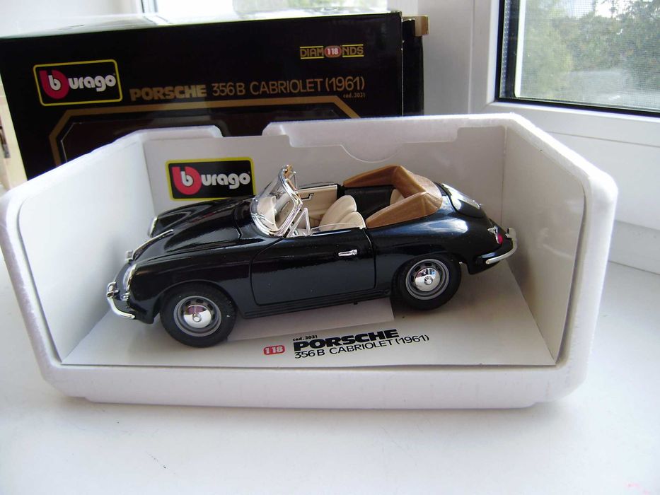 Лот №27. Porsche 356 1/18