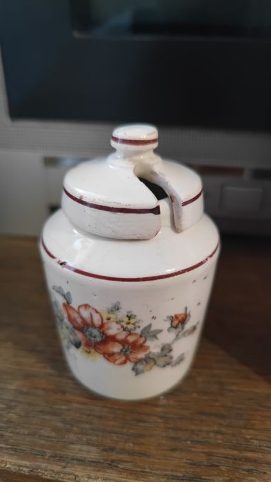 Фарфоровые изделия буды довоенные