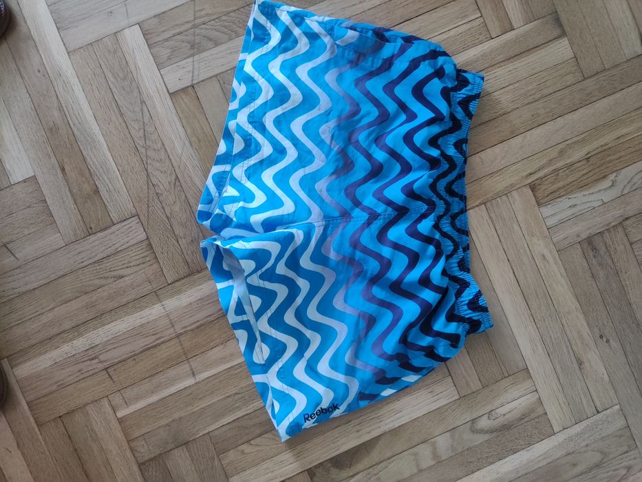 Spodenki firmy reebok