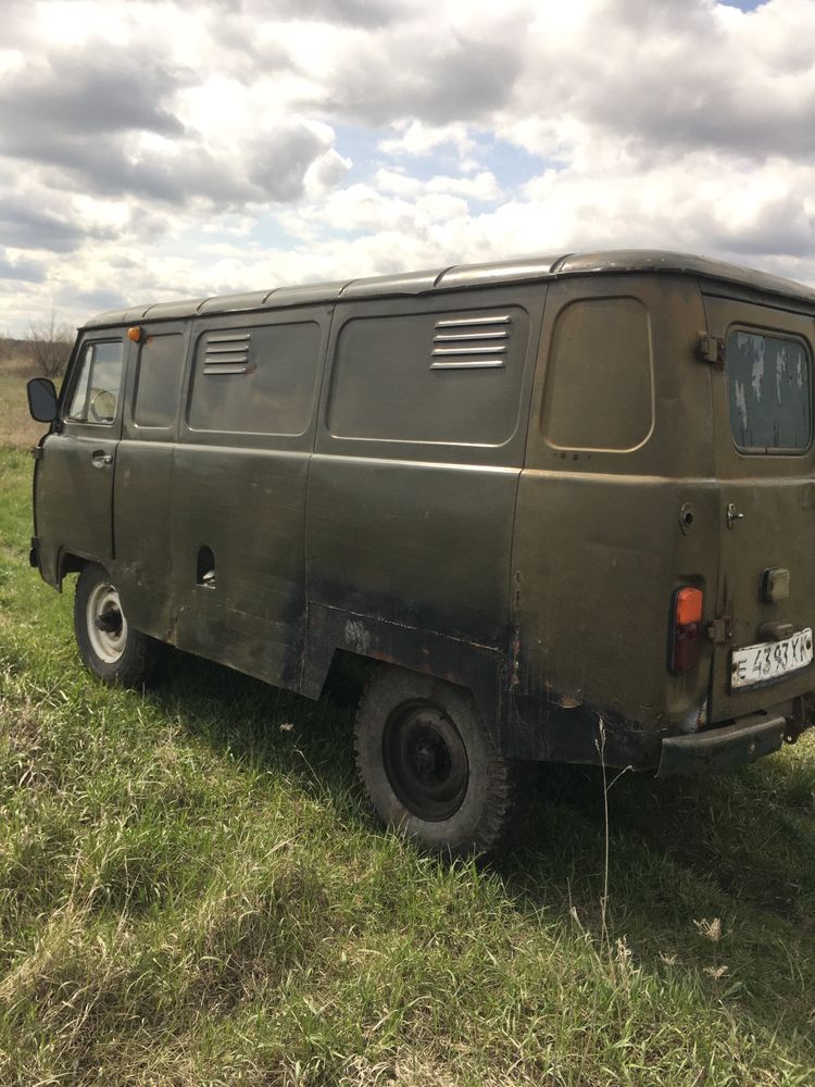 Продам уаз Буханку
