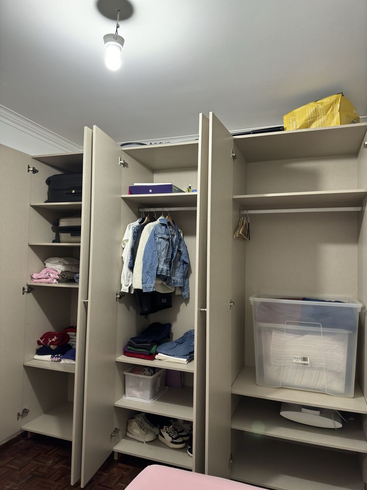 Gurada roupas grande