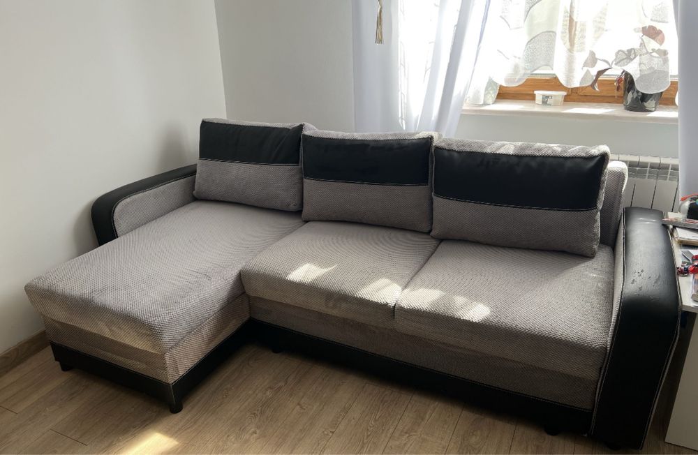 Rogówka z funkcją spania pluszowa szara