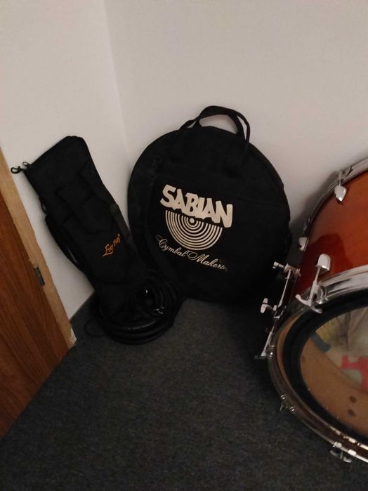 Sprzedam używaną, perkusje
