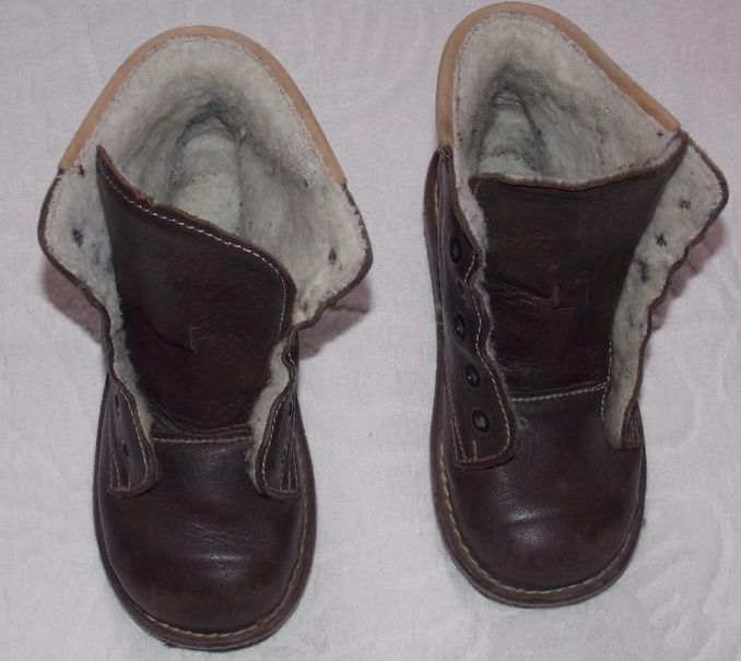 Кожаные коричневые ботиночки Rodalbkinder на натуральном меху-18,5 см