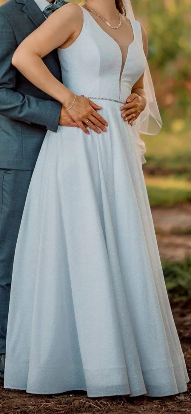 Suknia ślubna błyszcząca cała brokatowa