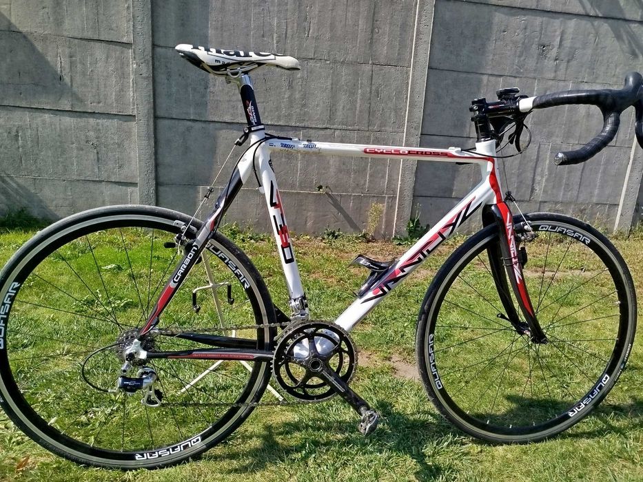 Rower Szosowy VAN TUYL 350 Koła 28 Cali Rama Alu Carbon 58 cm 22 cali