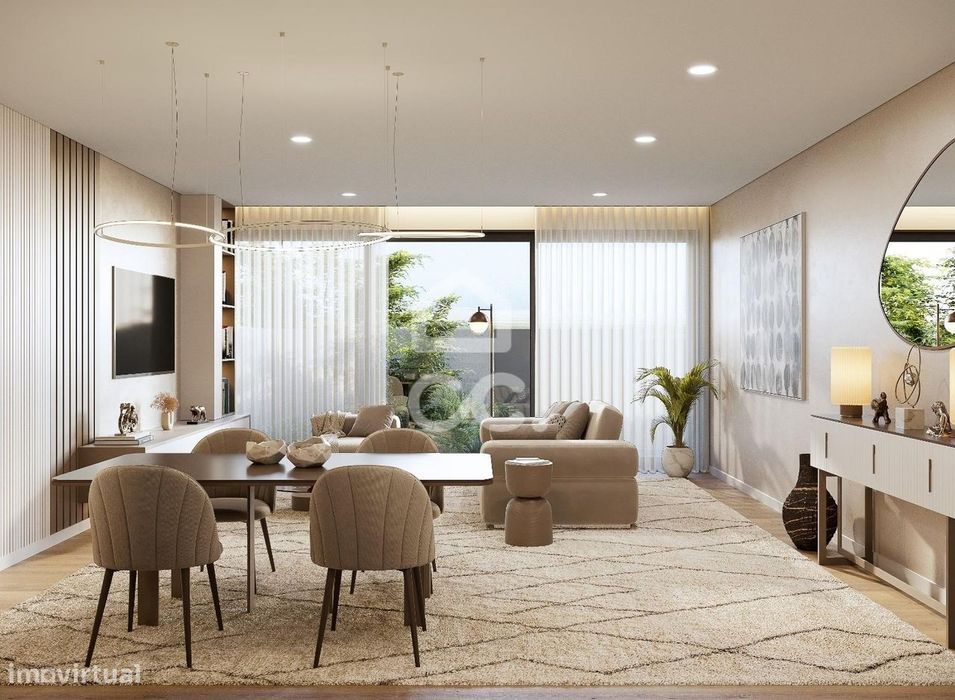 Moradia T3+1 nova, com jardim e terraço, em condomínio privativo com p