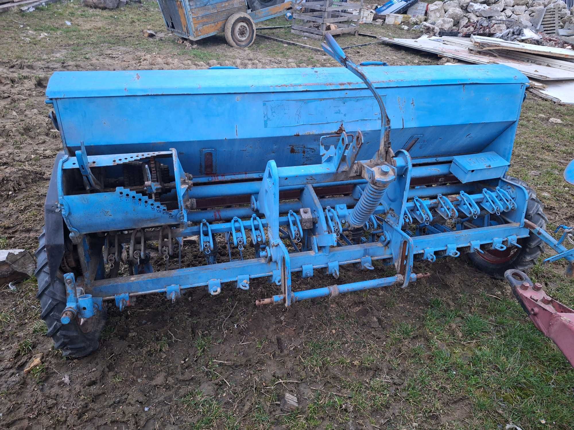 Siewnik do zboza 210cm
