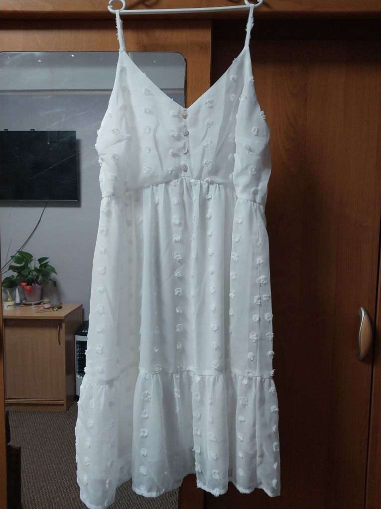 Платье белое, сарафан размер М