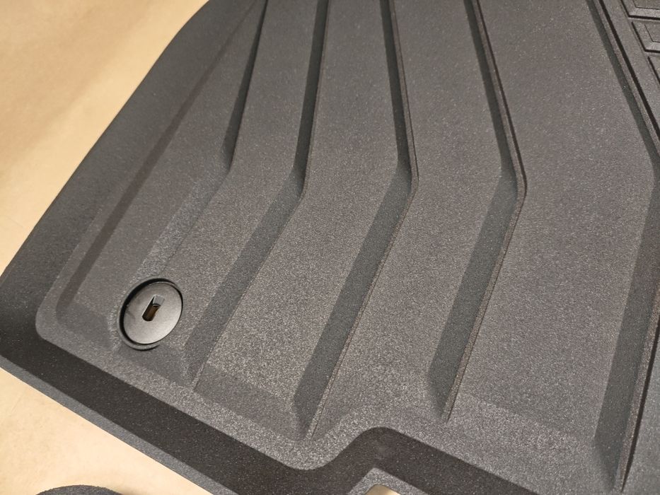 Dywaniki gumowe do Hyundai Tucson 4gen od 2020r. Nowe bez zapachowe.